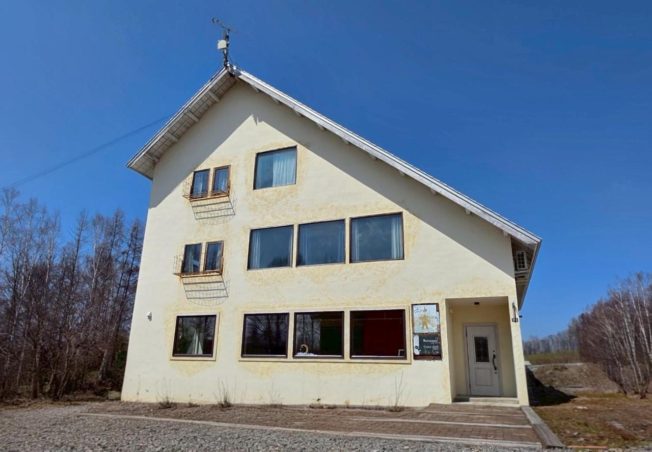 Auberge Ninguruforet Biei Buitenkant foto